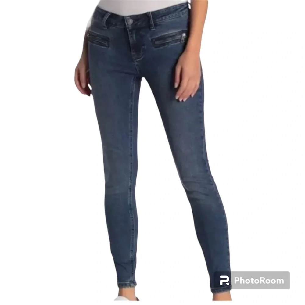 WE THE FREE Blue Denim Ankle Zip Skinny Jeans 30 - Picture 2 of 11